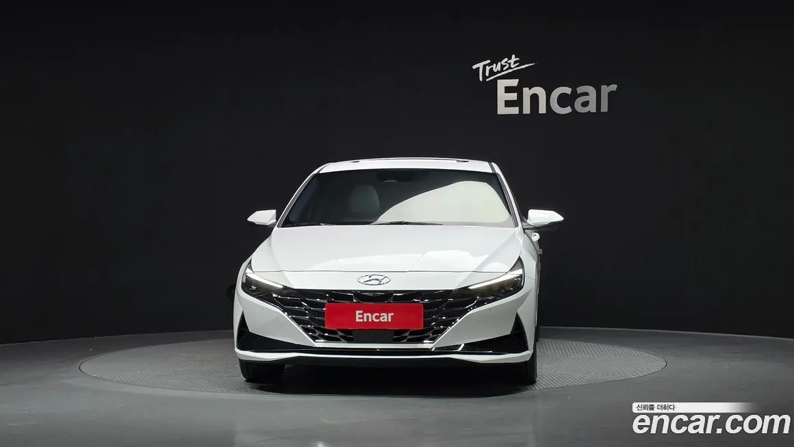 Hyundai AVANTE — фото 3