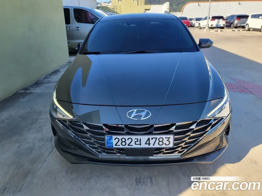 Hyundai AVANTE — фото 1