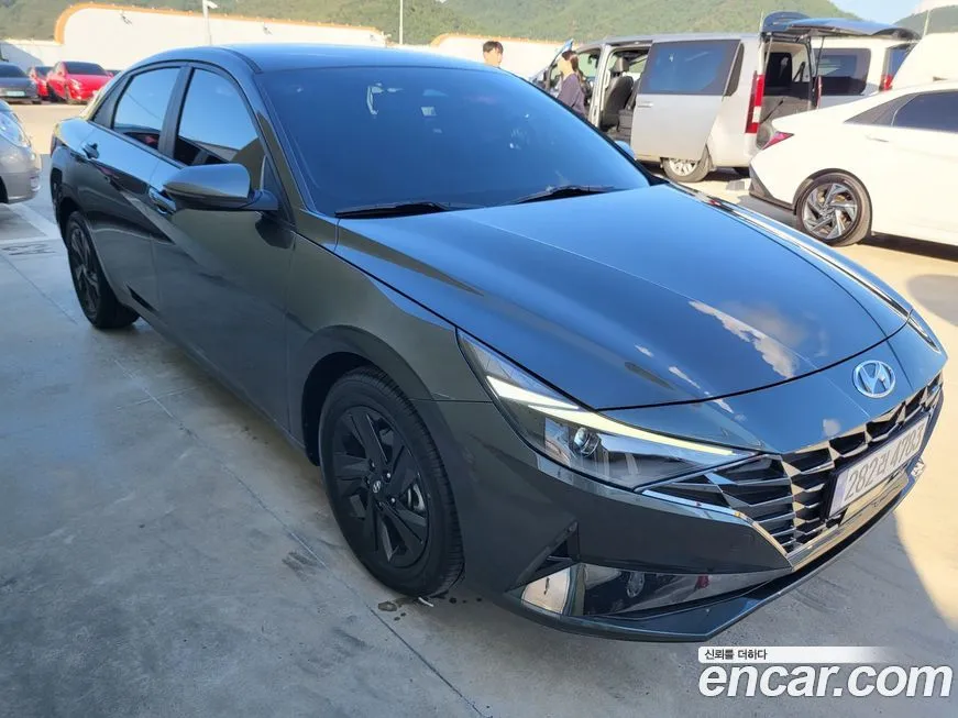 Hyundai AVANTE — фото 3
