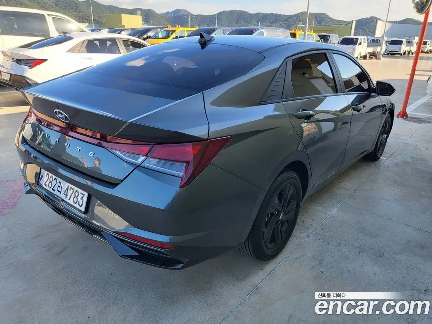 Hyundai AVANTE — фото 4