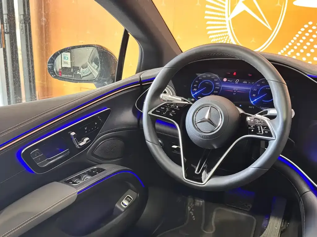 Mercedes-Benz EQS — фото 10
