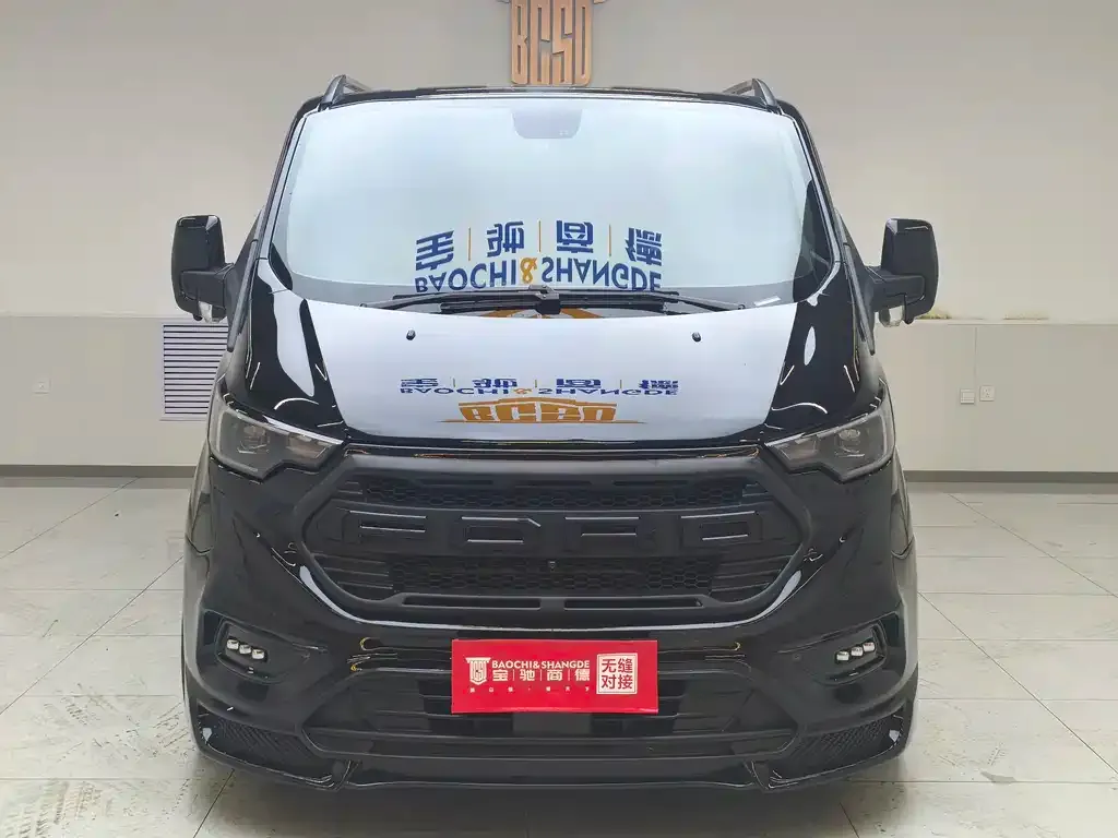 Ford Tourneo — фото 2