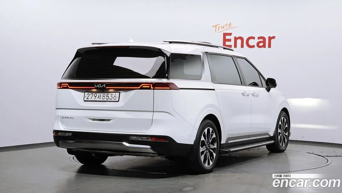 Kia Carnival — фото 2