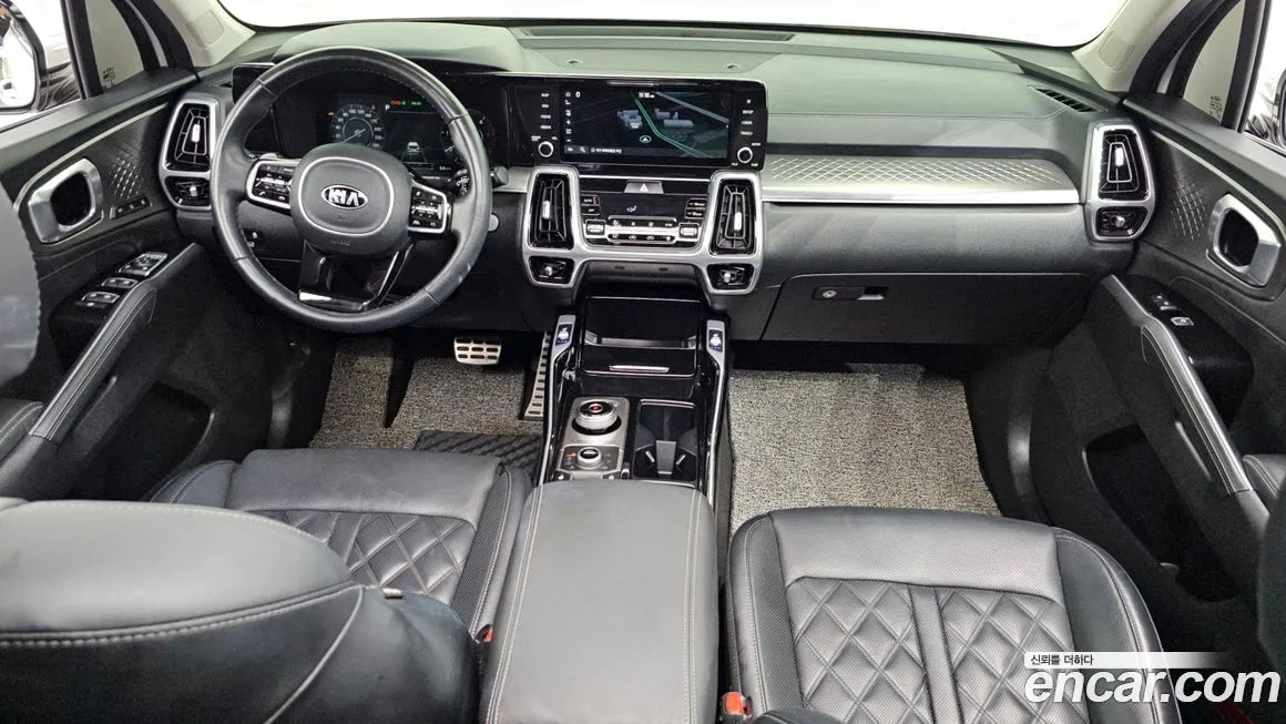 Kia Sorento — фото 7