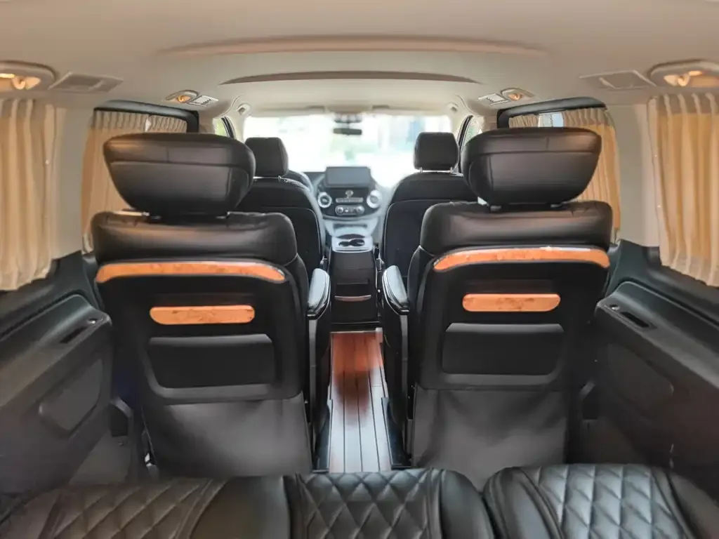 Mercedes-Benz Vito — фото 10