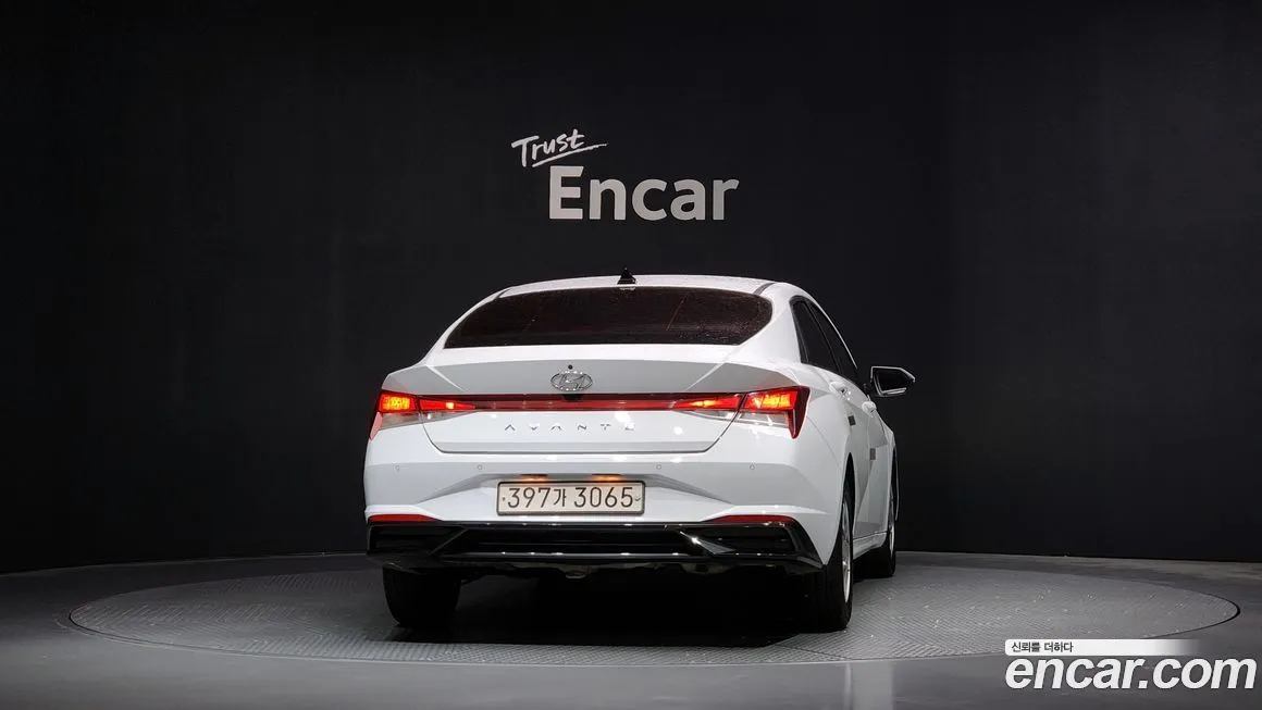 Hyundai AVANTE — фото 4