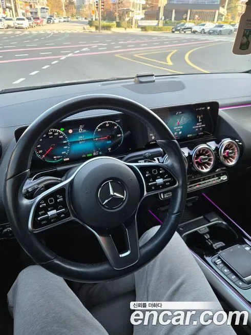 Mercedes-Benz EQA — фото 3