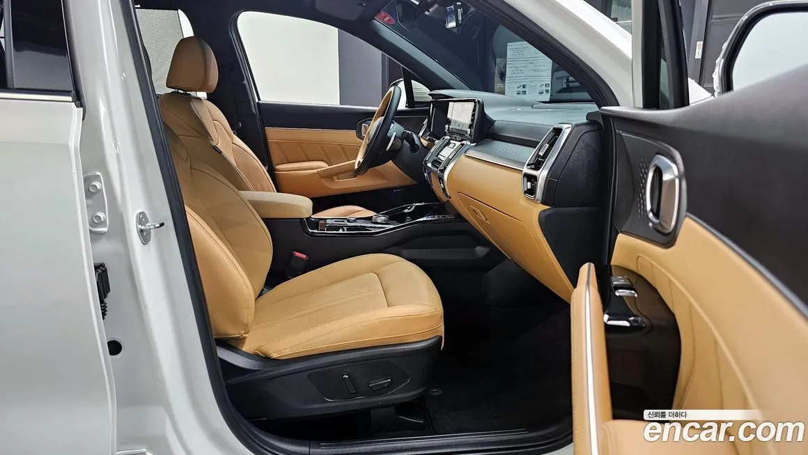 Kia Sorento — фото 10