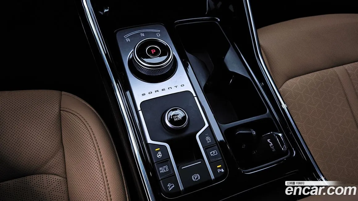 Kia Sorento — фото 9