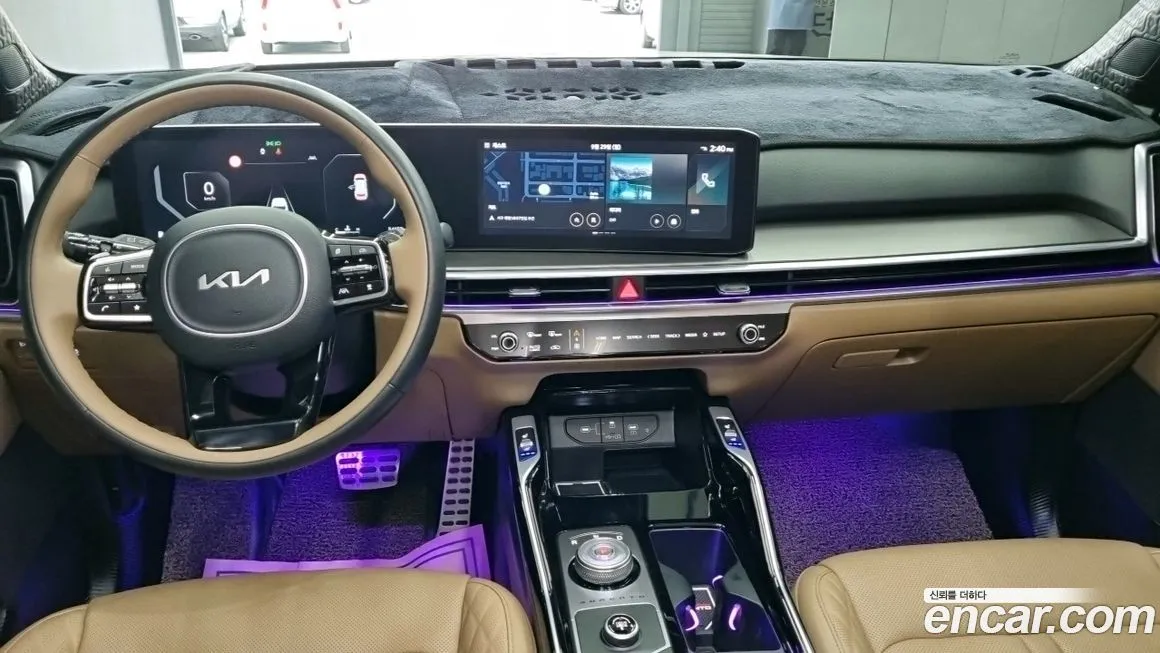 Kia Sorento — фото 10
