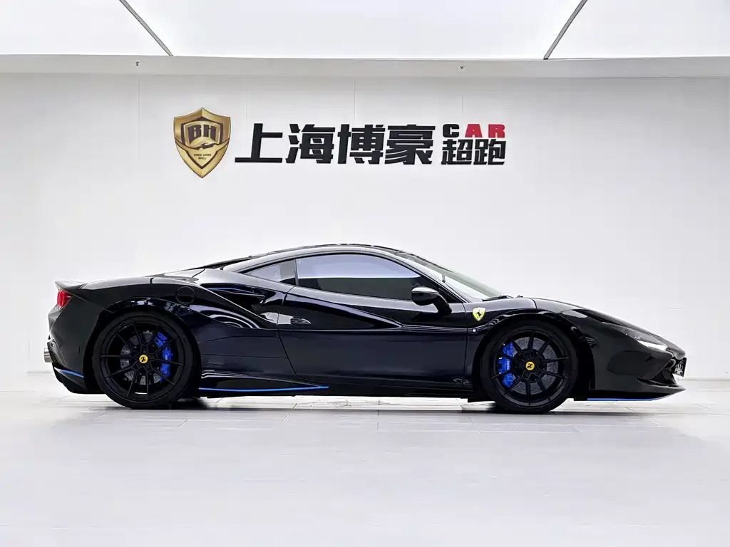 Ferrari F8 — фото 5