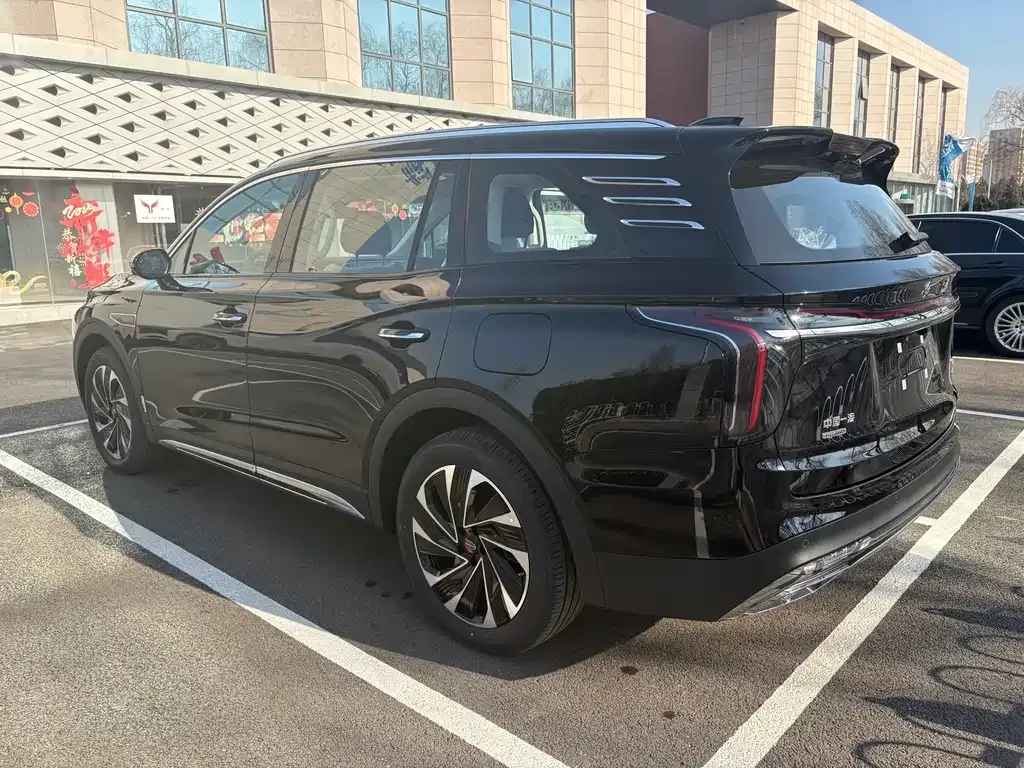 Hongqi HS7 PHEV — фото 3