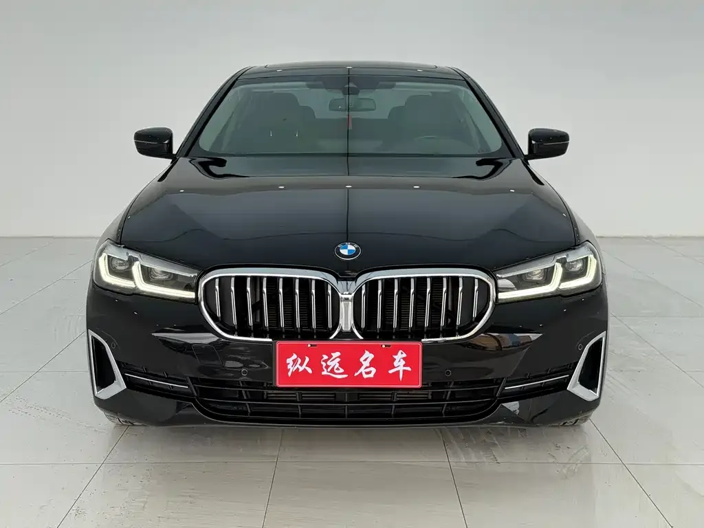 BMW 5 Series — фото 2