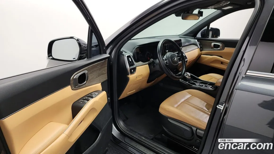 Kia Sorento — фото 10