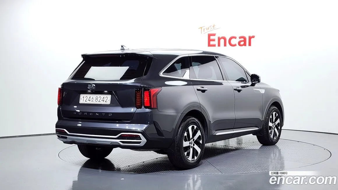 Kia Sorento — фото 2