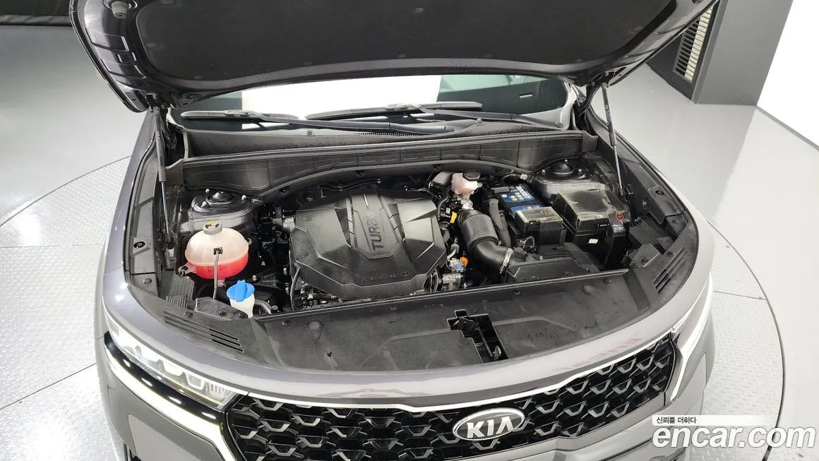 Kia Sorento — фото 6