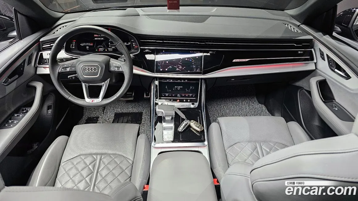 Audi Q8 — фото 7