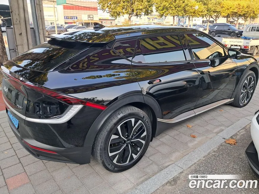 Kia EV6 — фото 4