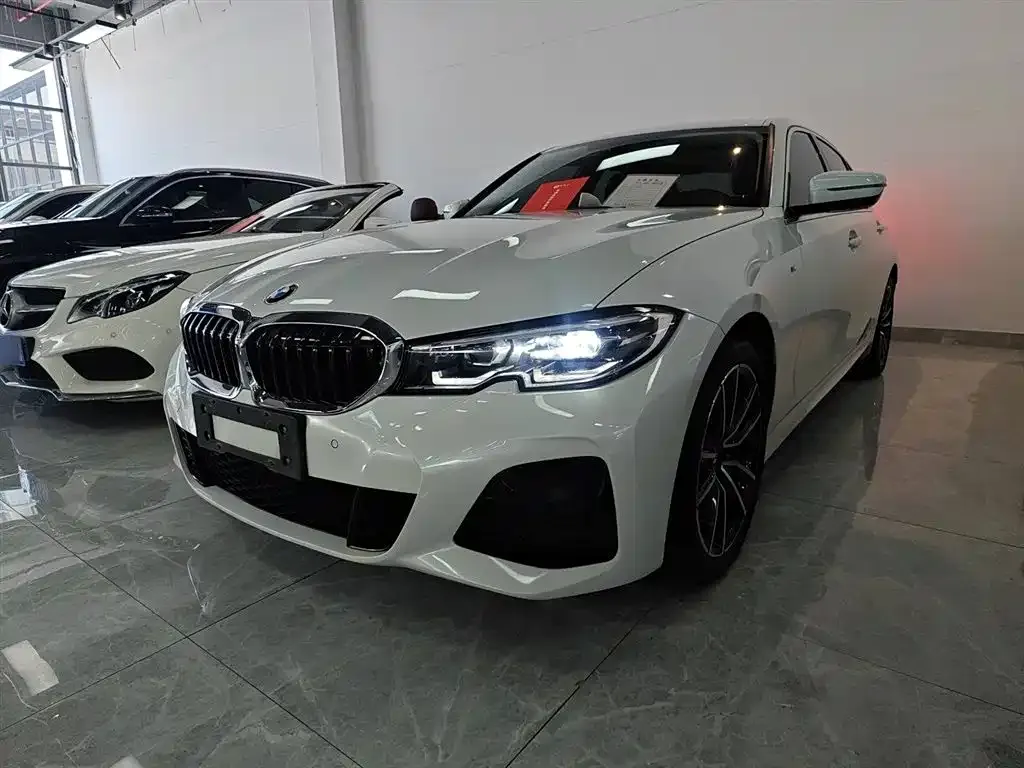BMW 3 Series — фото 1