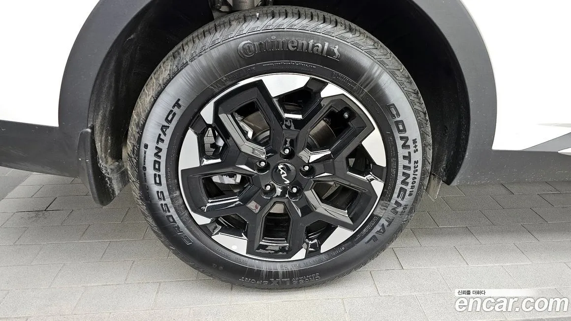 Kia Sorento — фото 5