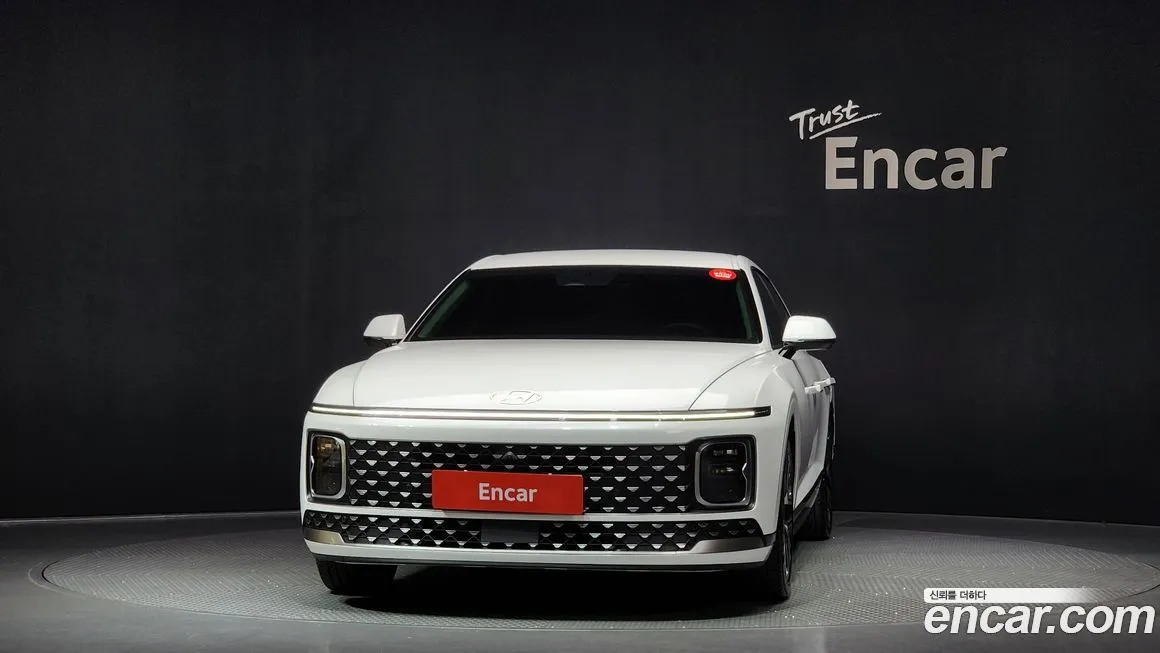 Hyundai Grandeur — фото 3