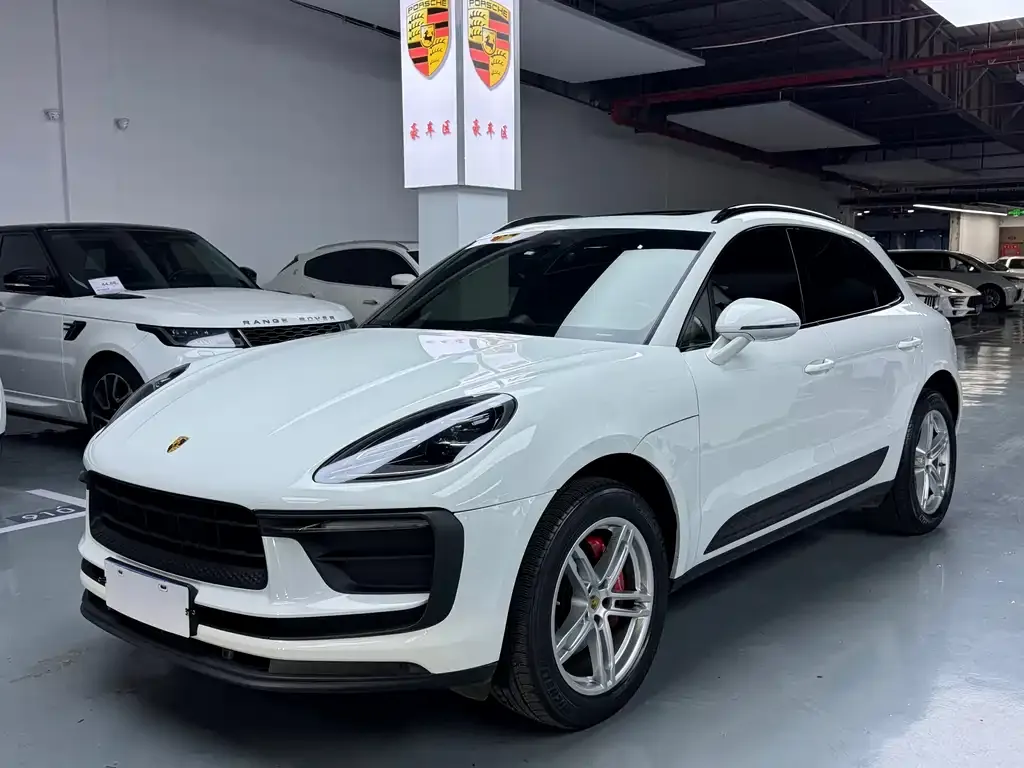 Porsche Macan — фото 1