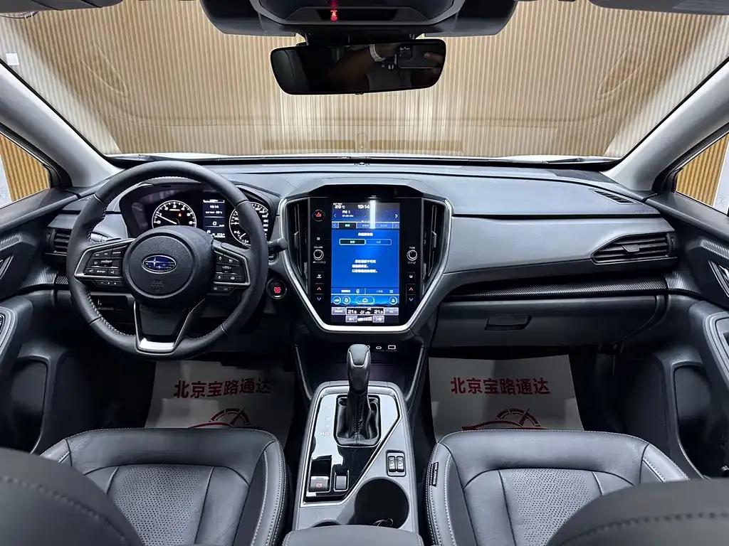 Subaru Crosstrek — фото 10