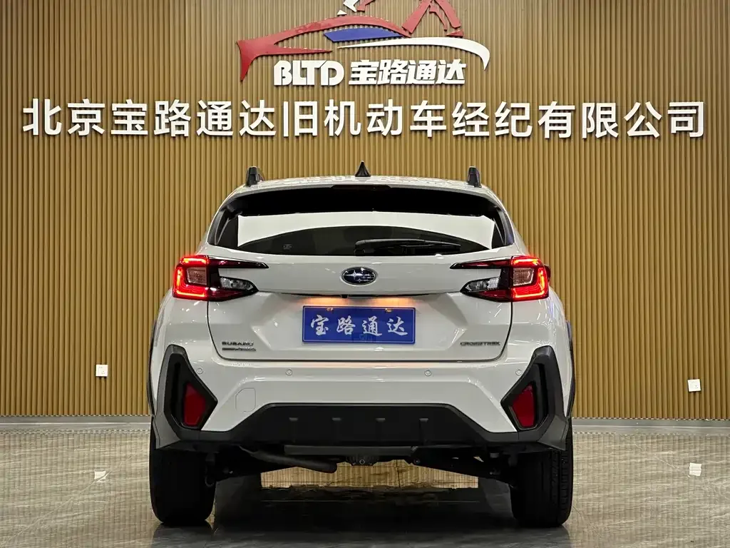 Subaru Crosstrek — фото 5