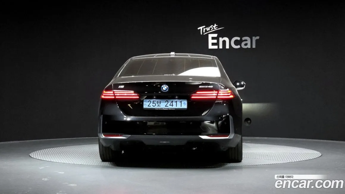 BMW i5 — фото 4