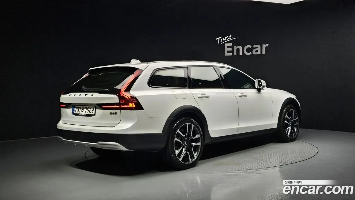 Volvo V90 — фото 2