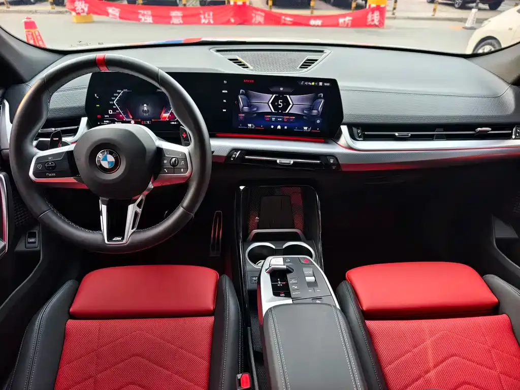 BMW X2 M35i — фото 8