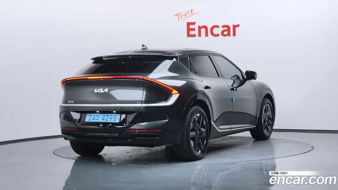 Kia EV6 — фото 2
