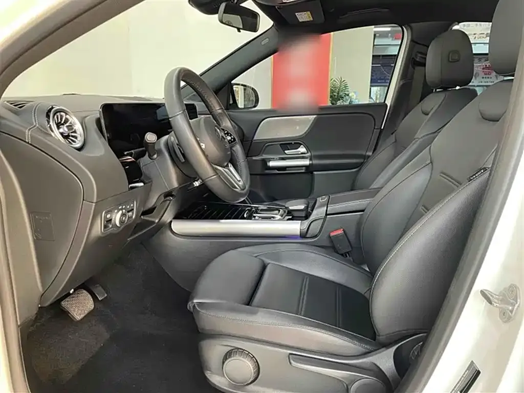 Mercedes-Benz GLA — фото 9