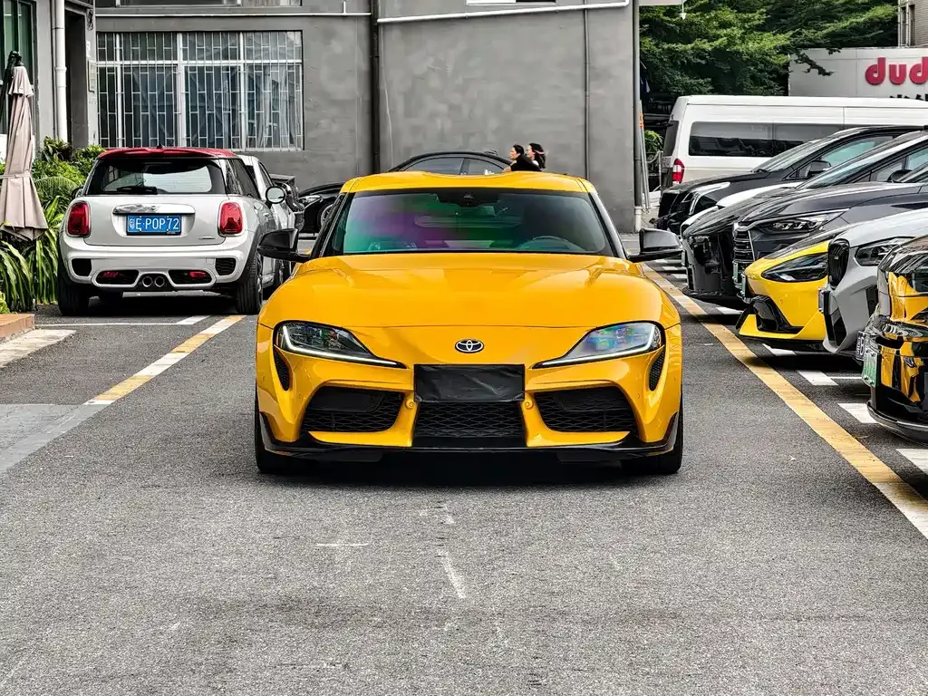 Toyota Supra — фото 2