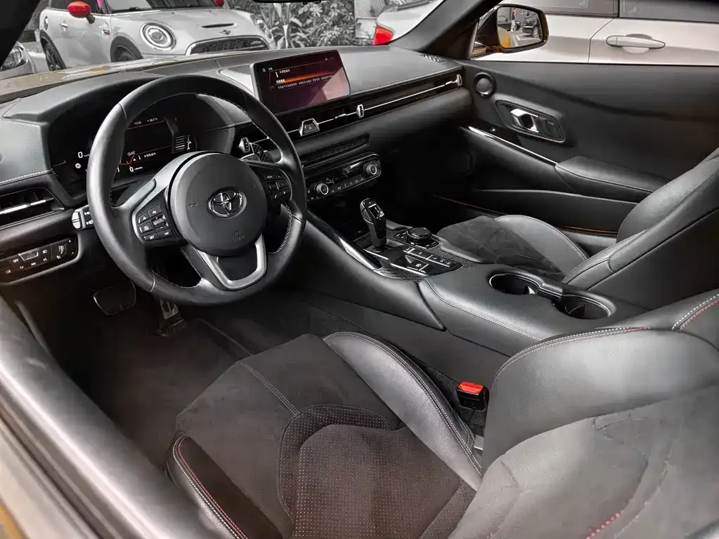 Toyota Supra — фото 6