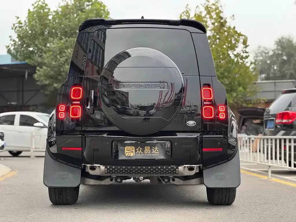 Land Rover Defender — фото 4