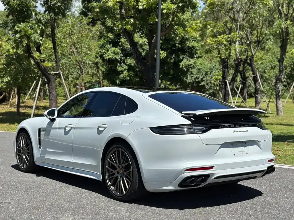 Porsche Panamera Hybrid — фото 7
