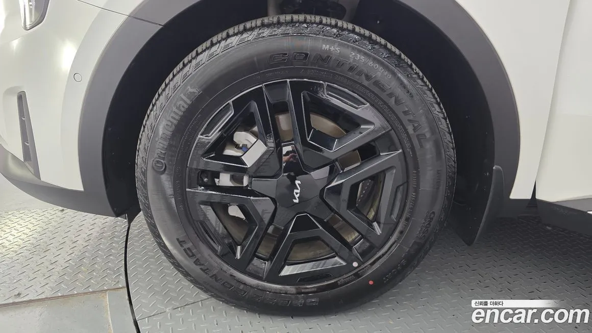 Kia Sorento — фото 5