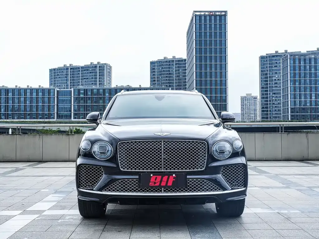 Bentley Bentayga — фото 6