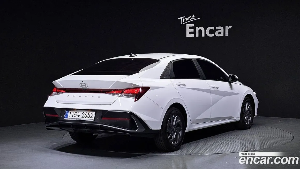 Hyundai AVANTE — фото 2