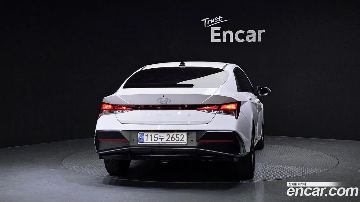 Hyundai AVANTE — фото 4