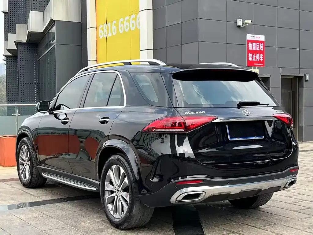 Mercedes-Benz GLE — фото 6