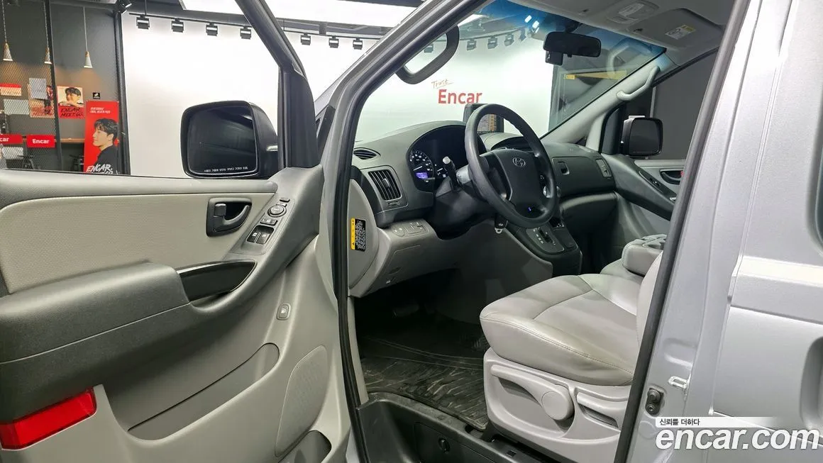 Hyundai Starex — фото 10