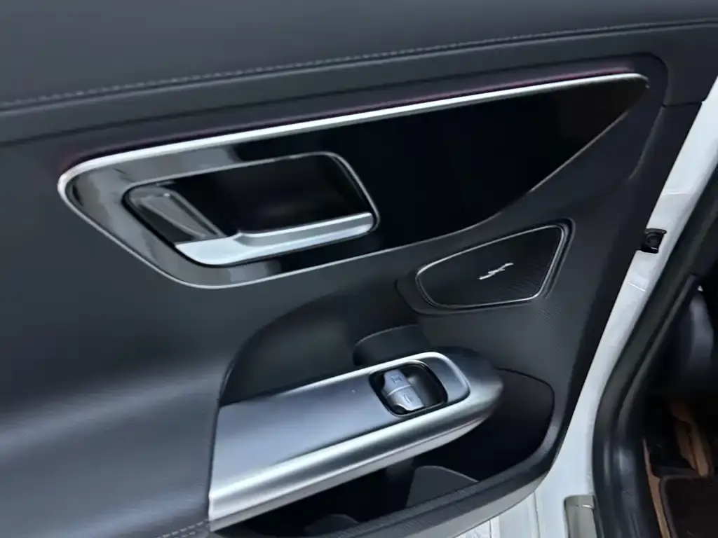 Mercedes-Benz C-Class New Energy — фото 10