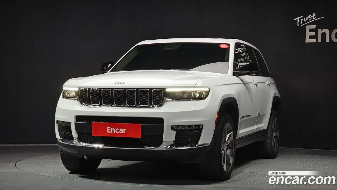 Jeep Cherokee — фото 1