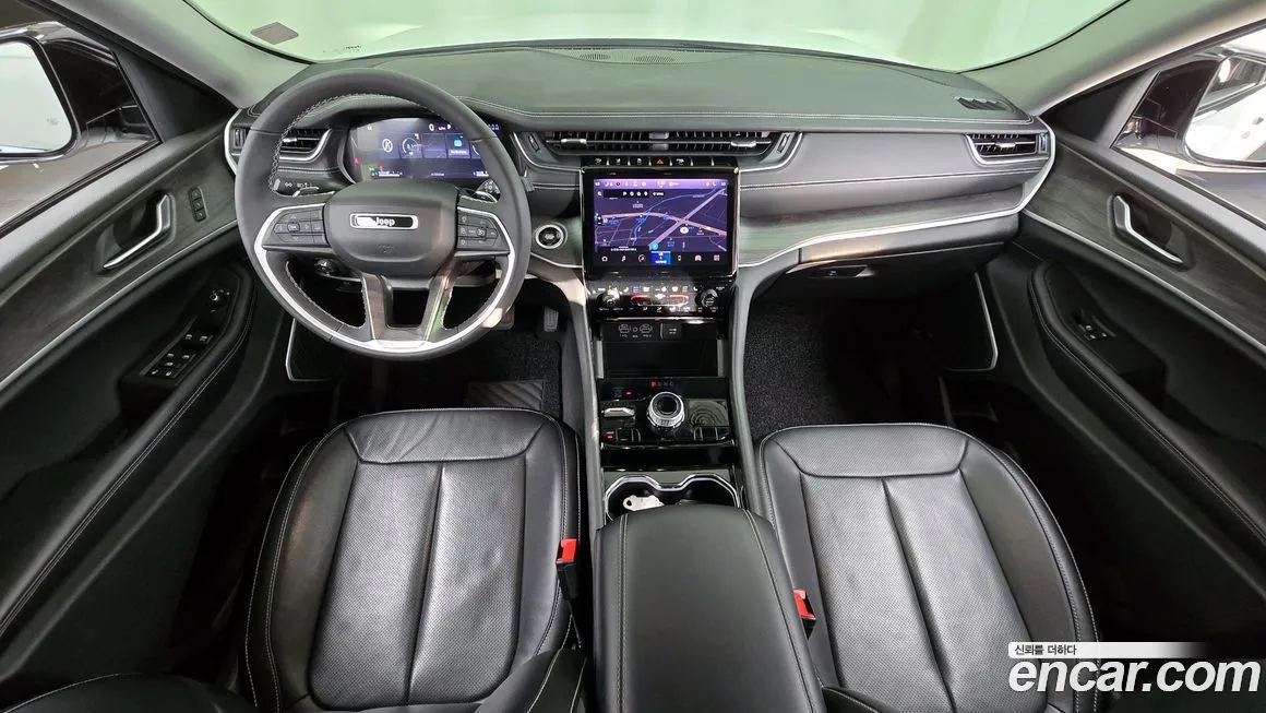 Jeep Cherokee — фото 7