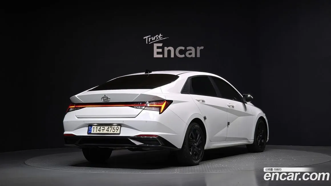 Hyundai AVANTE — фото 2