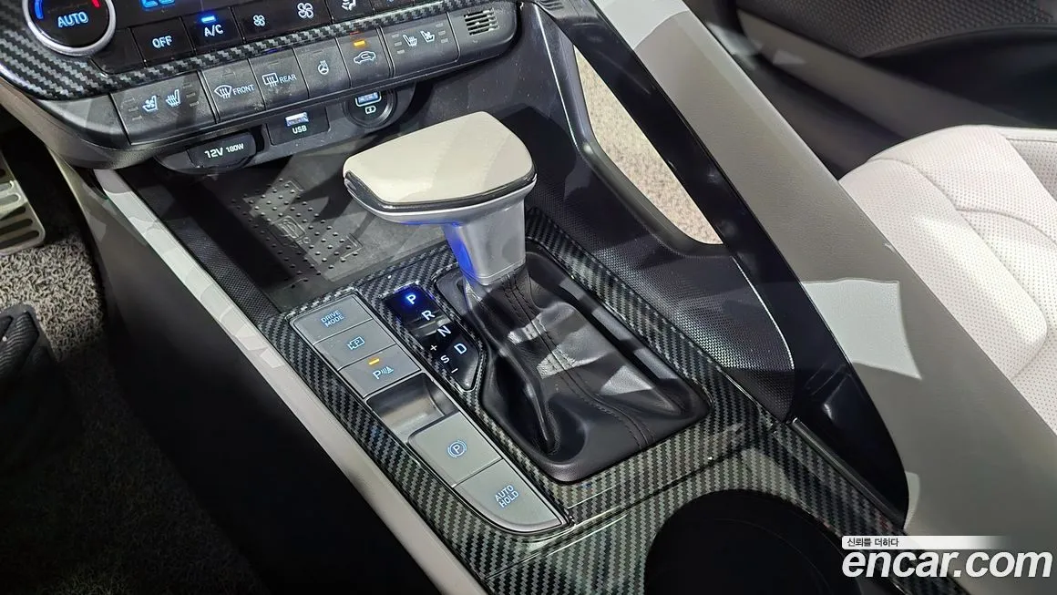 Hyundai AVANTE — фото 9