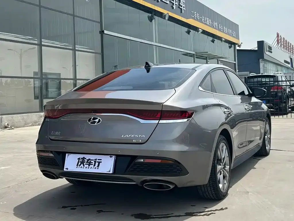 Hyundai Fista — фото 4