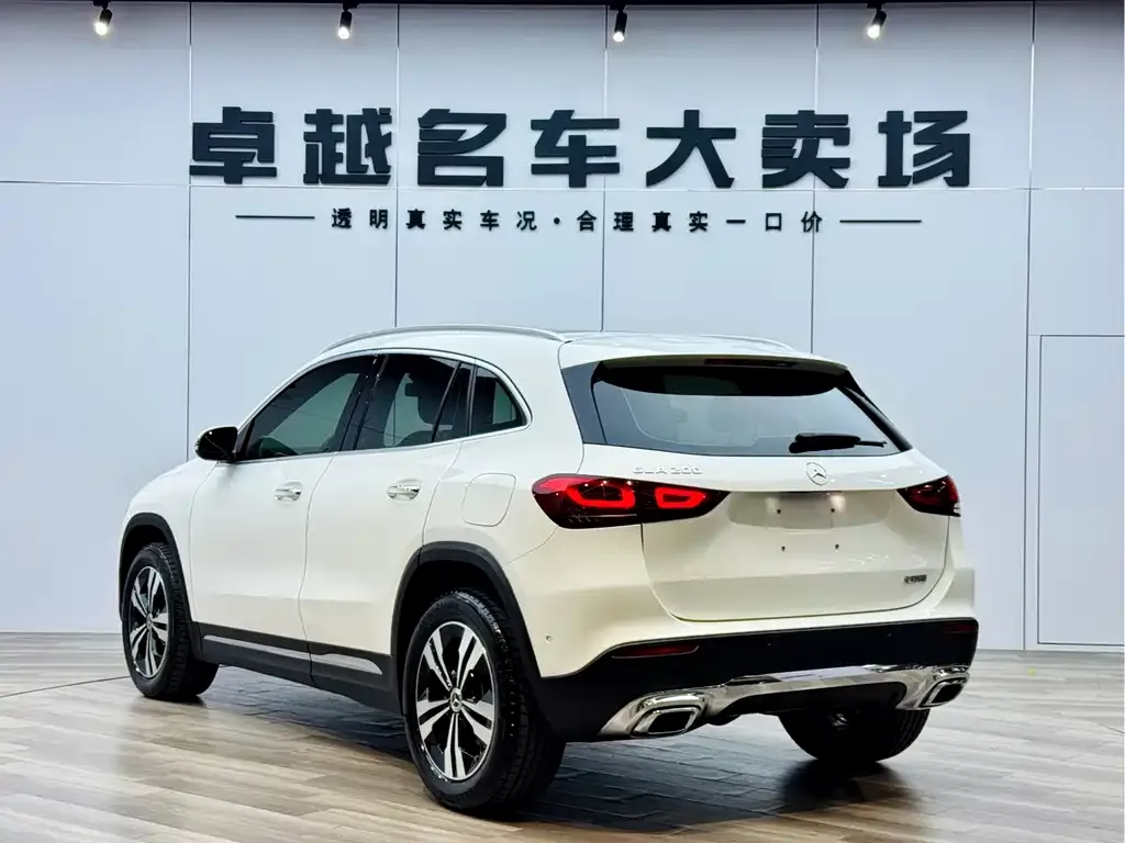 Mercedes-Benz GLA — фото 5